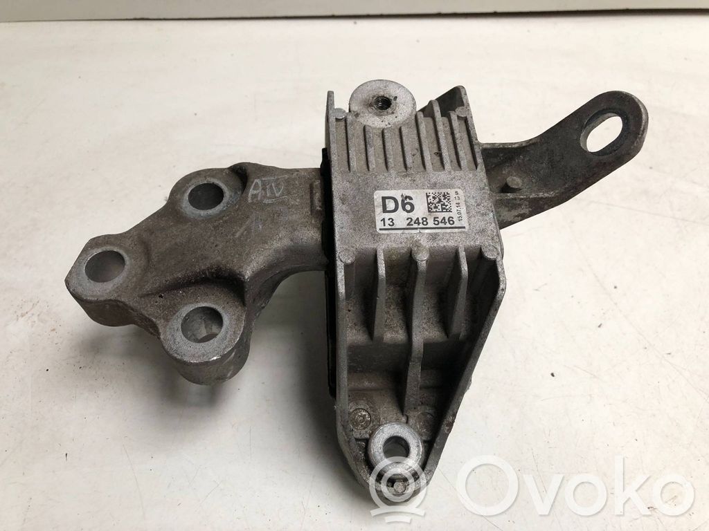 Engine mount bracket   13248546,682064