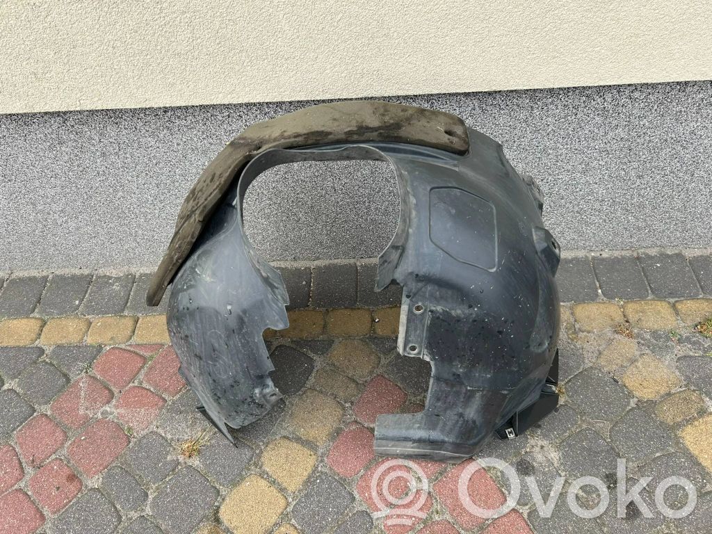 Ford Focus Nadkole przednie 