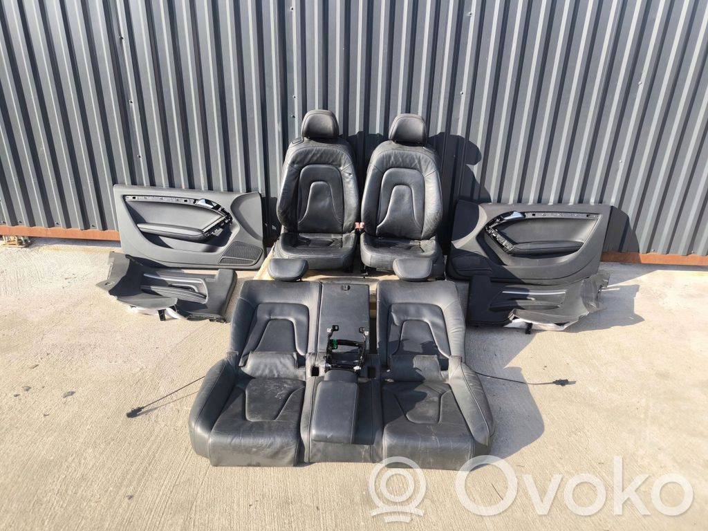 Seat set