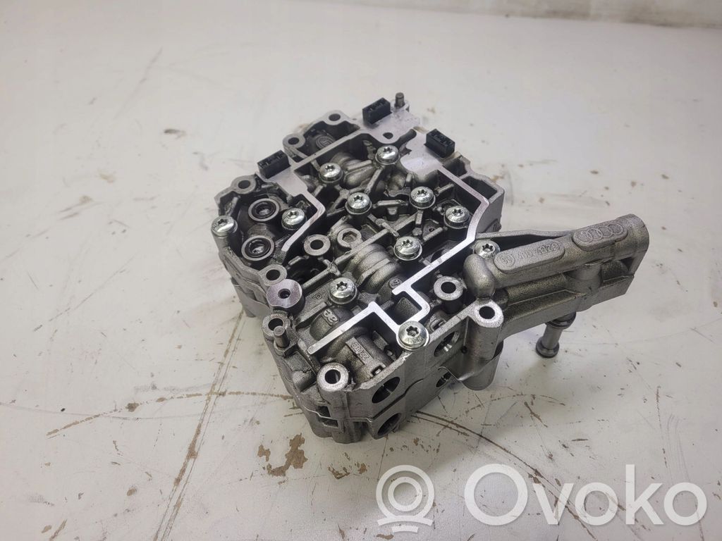 Audi A4 S4 B6 8E 8H Chłodnica oleju skrzynia biegów 