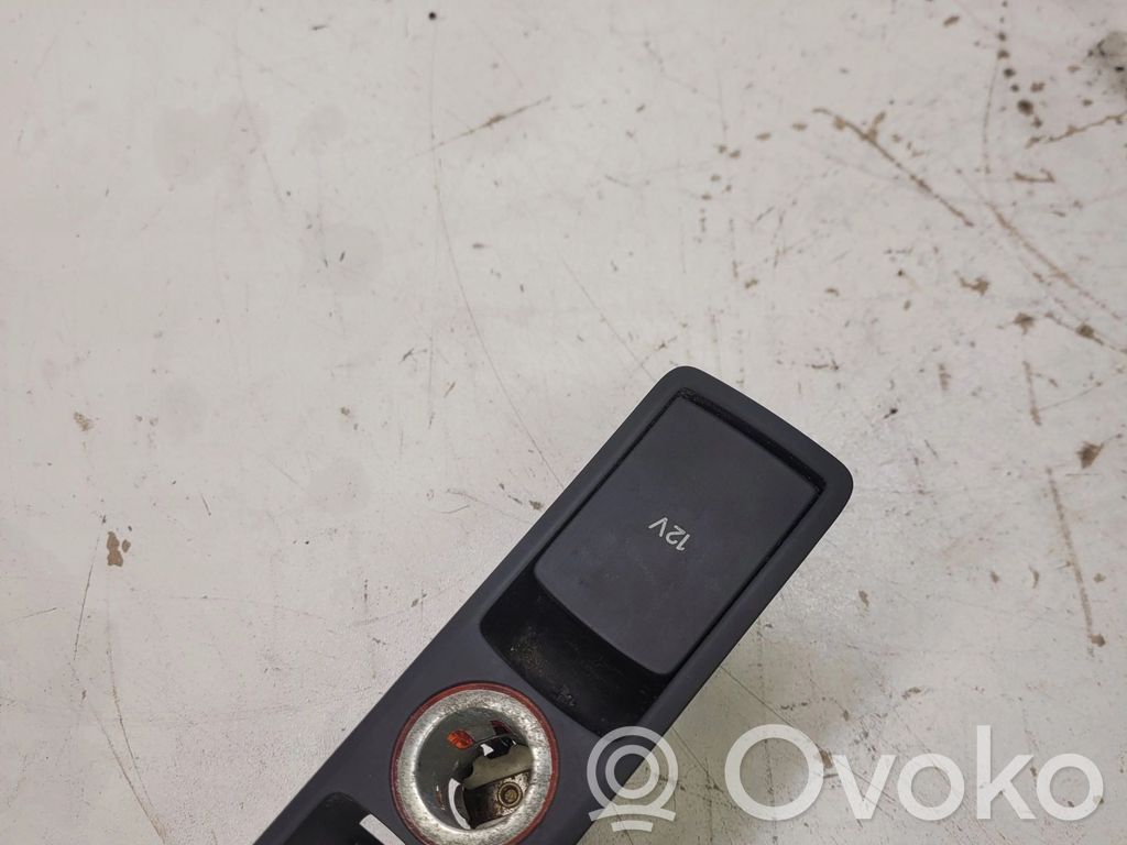 Audi Q3 8U Alte elemente consolă centrală (tunel) 