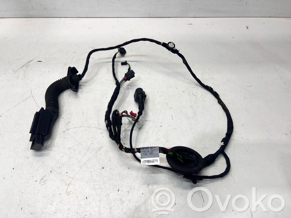 Puerta delantera   8V5971867P,8V5971867P