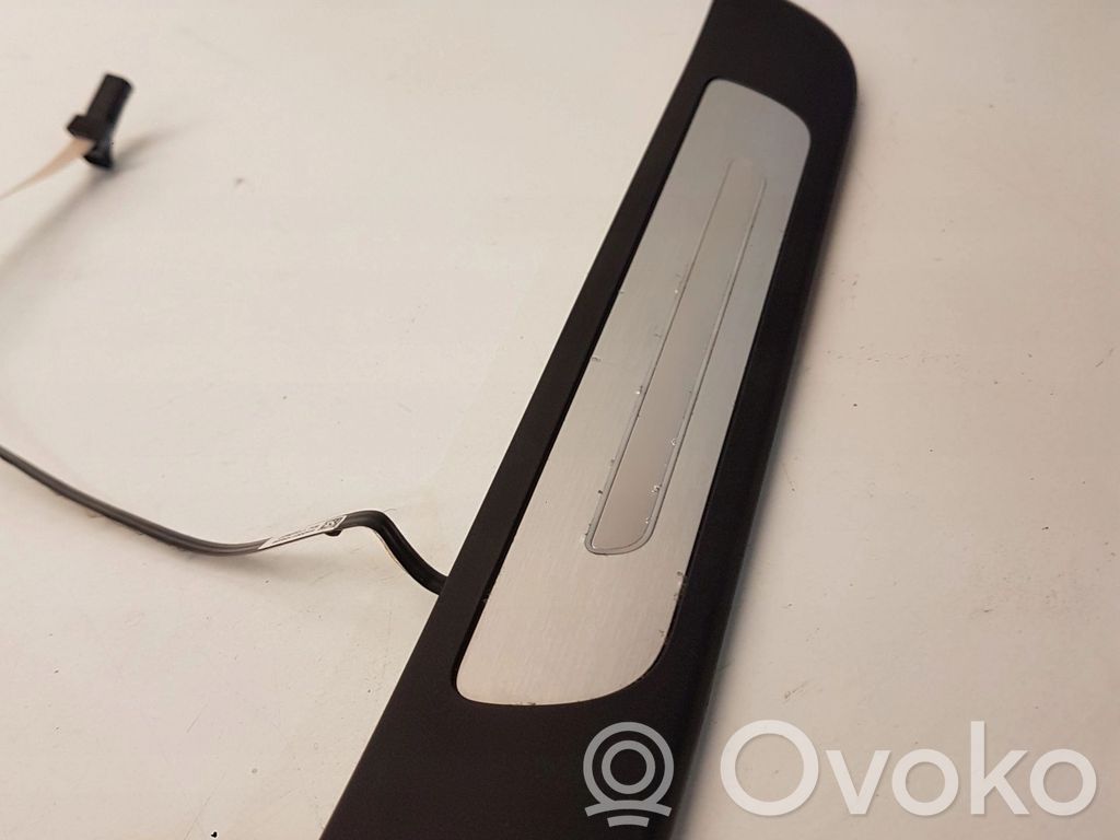 Thresholds for All-terrain vehicles   4G0947424