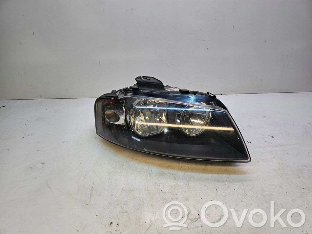 Scheinwerfer   8P0941004L