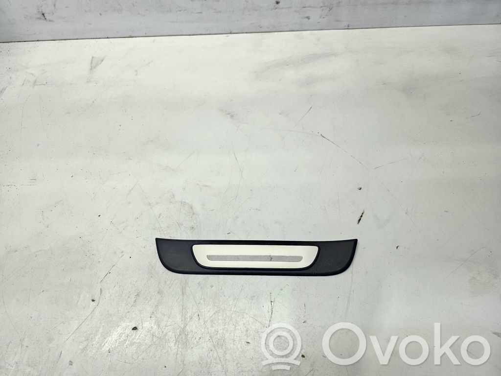 Audi A3 S3 8V Orurowanie boczne progów SUV'a 