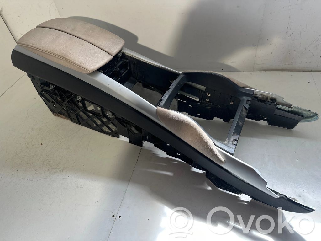Armrest   0117819,T0027518