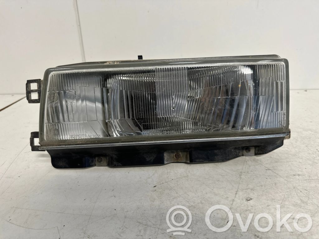 Toyota Corolla E90 Headlight/headlamp 