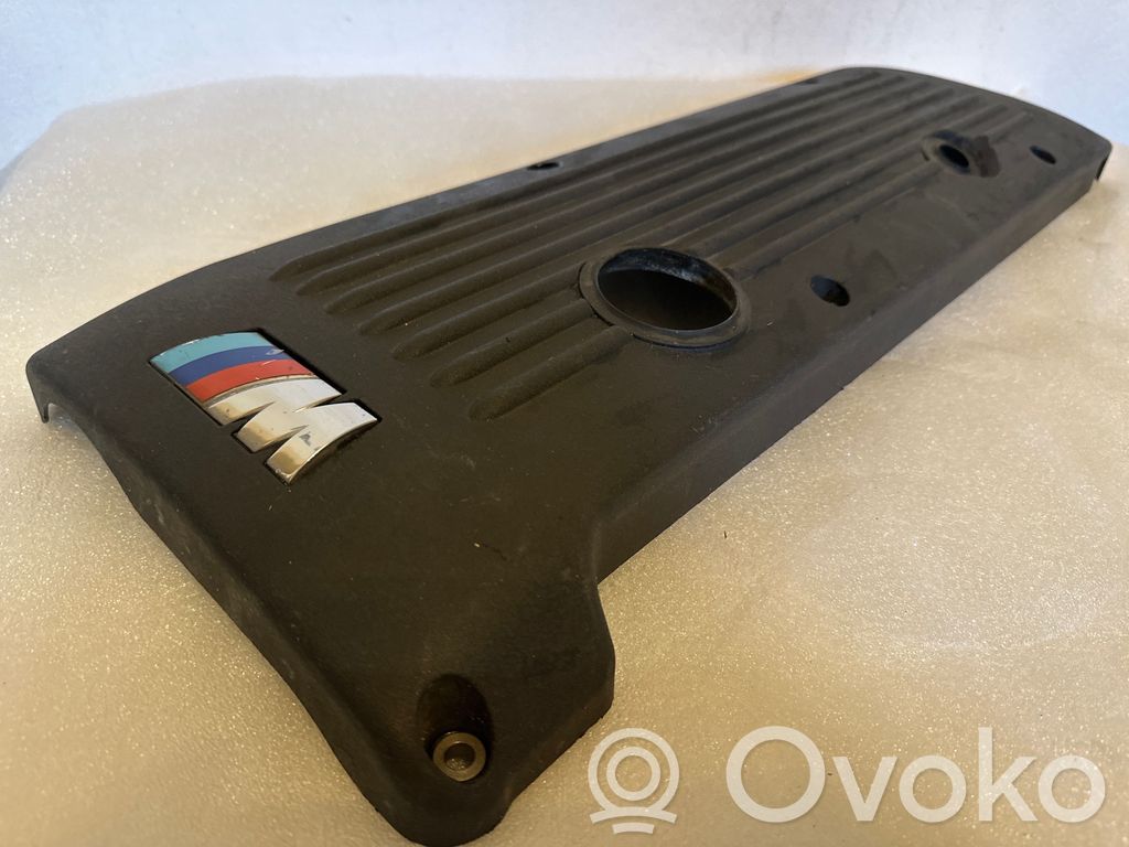 Engine bonnet/hood   7831253
