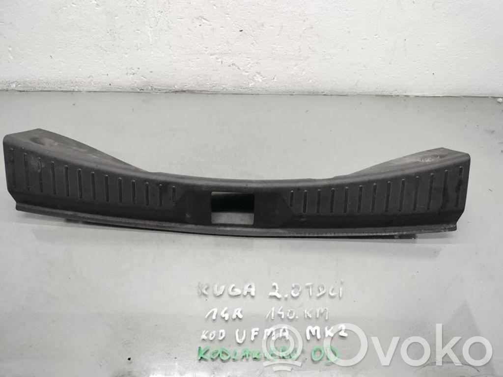 Ford Kuga II Protector del borde del maletero/compartimento de carga 