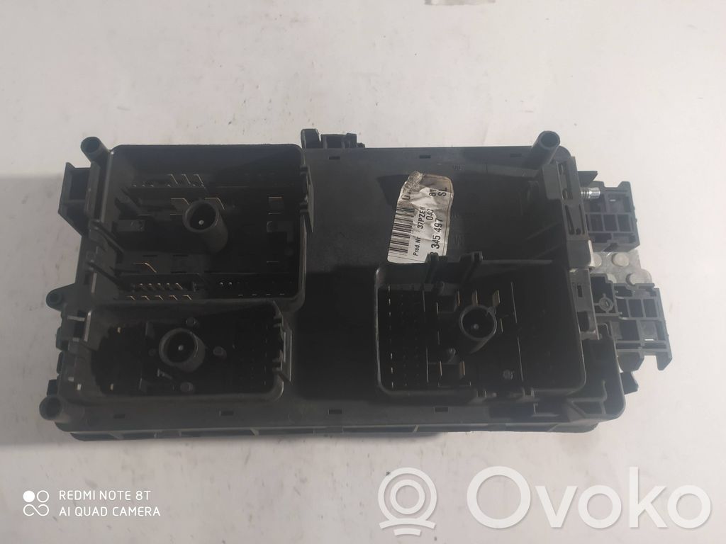 Opel Insignia A Juego de caja de fusibles 
