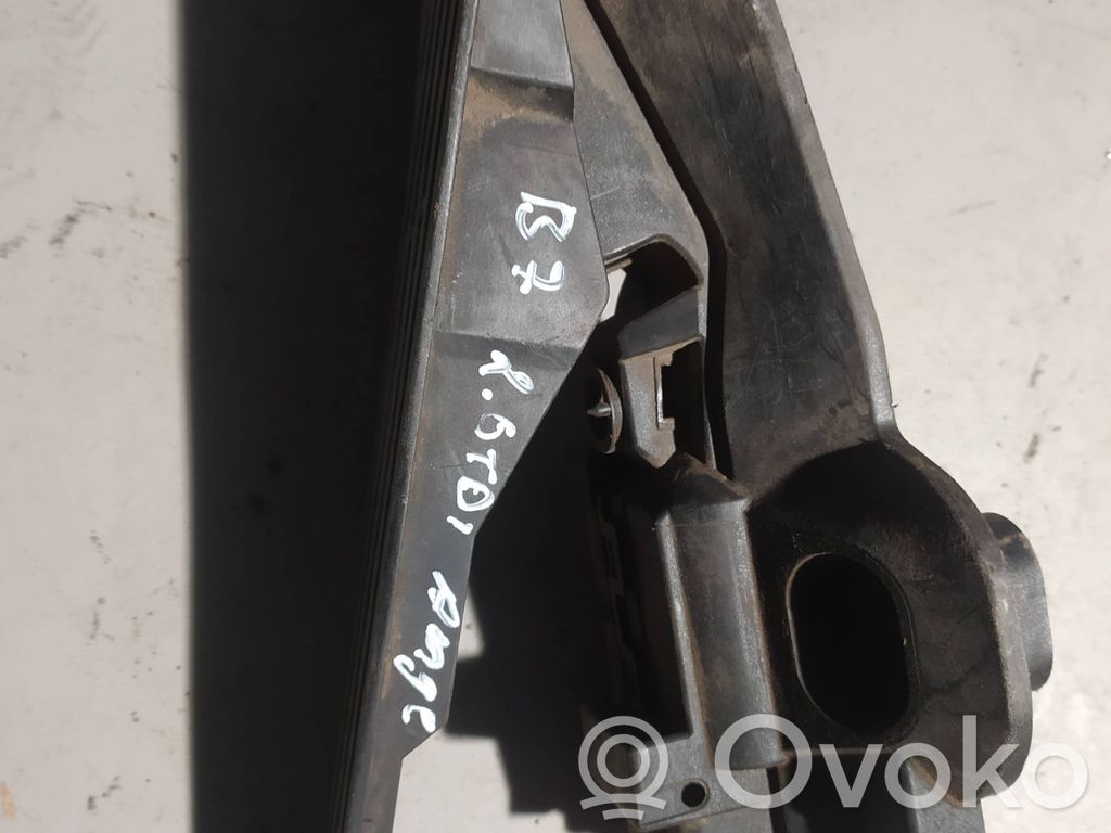 Volkswagen PASSAT B7 Pedał gazu / przyspieszenia 
