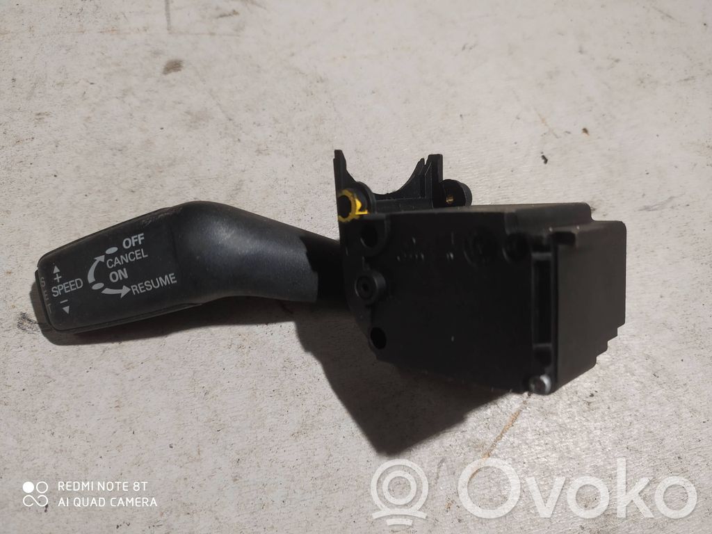 Commande régulateur de vitesse   4E0953521,CZK0301214600
