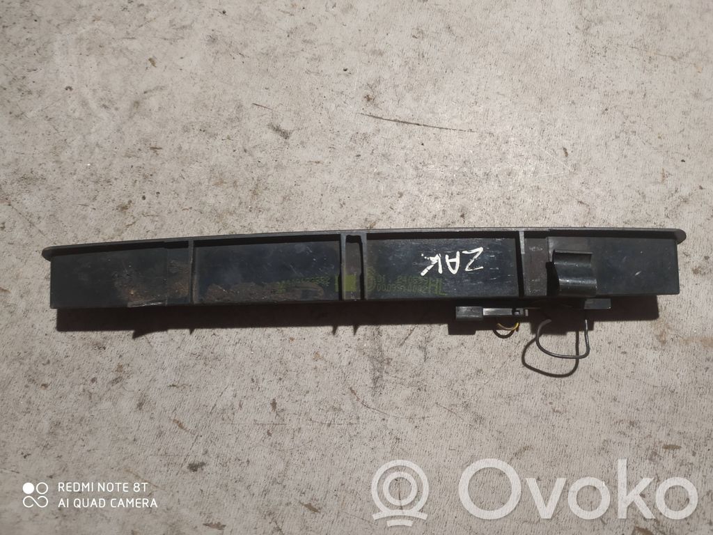 Opel Zafira A Third/center stoplight 