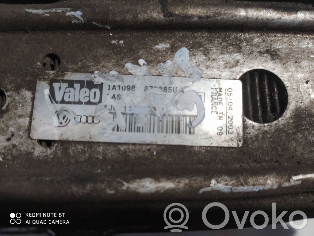Volkswagen Golf IV Chłodnica powietrza doładowującego / Intercooler 