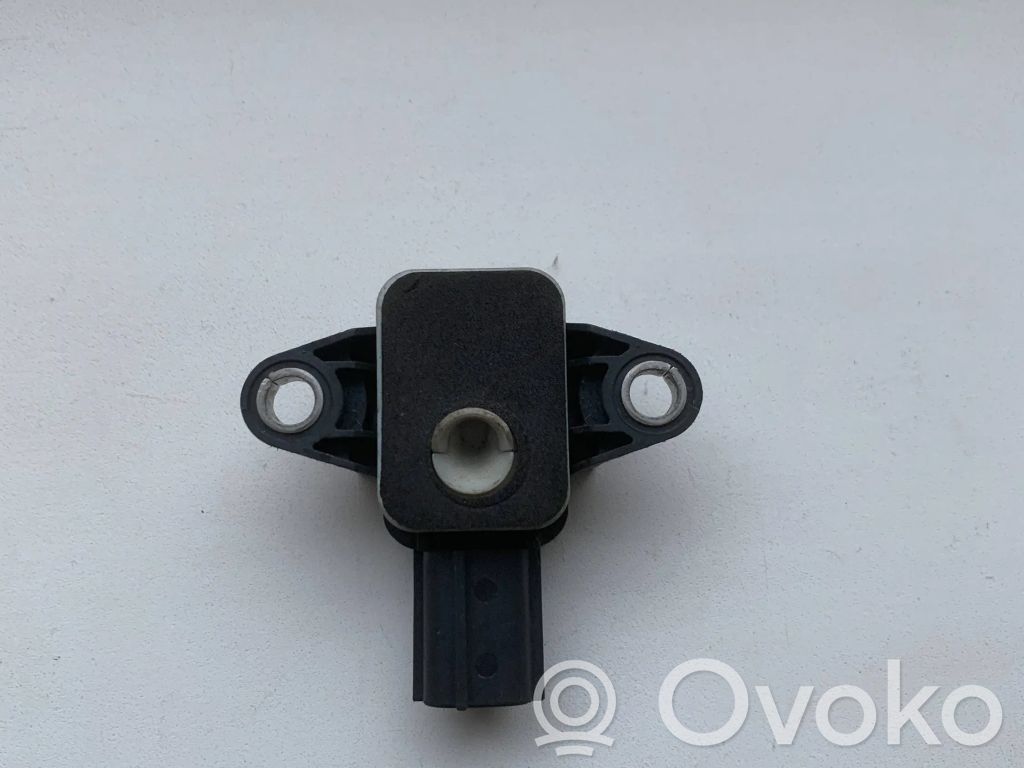 Airbagsensor Crashsensor Drucksensor   8P0955557