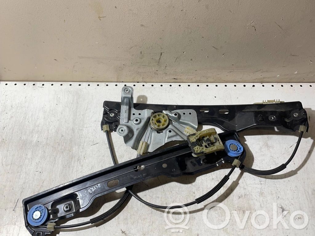 Opel Astra J Meccanismo di sollevamento del finestrino anteriore senza motorino 