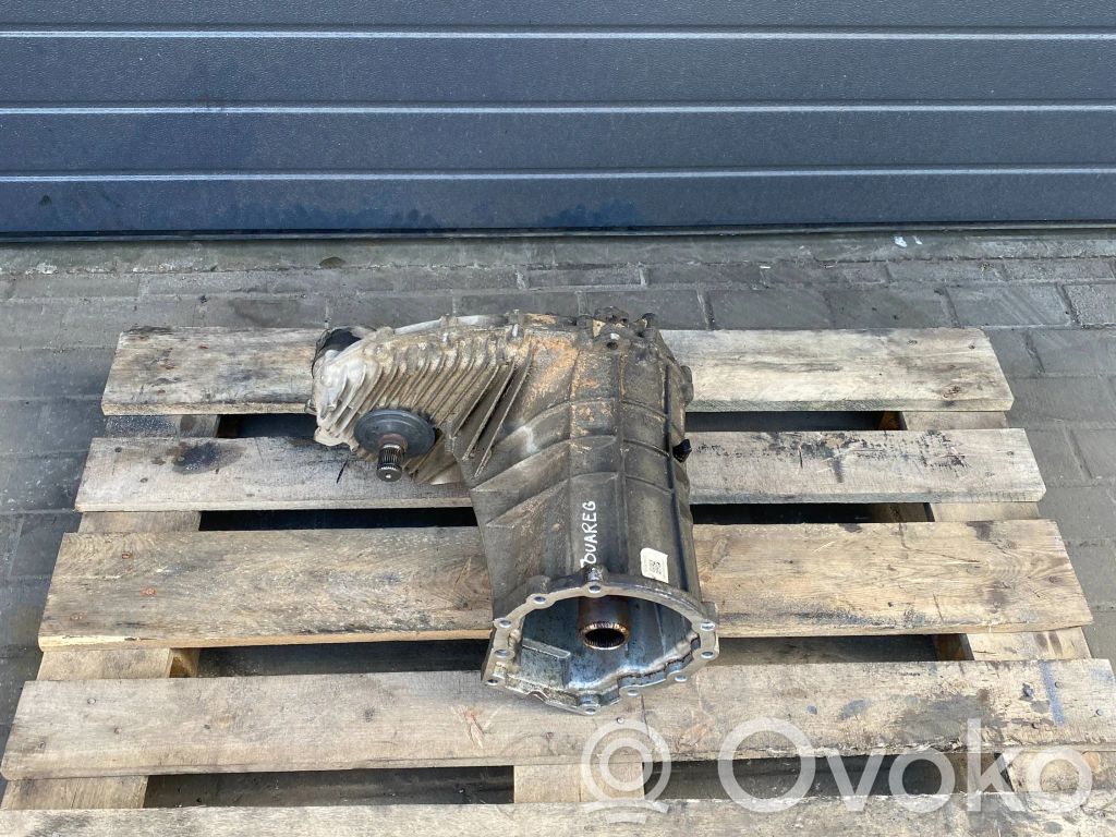 Volkswagen Touareg II Skrzynia rozdzielcza / Reduktor 