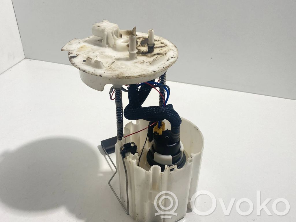 Opel Zafira C Bomba interna de combustible 