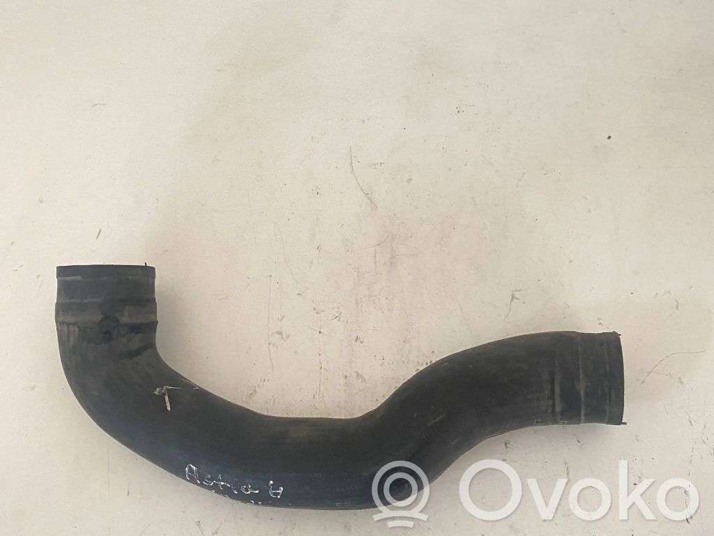 Opel Astra H Wąż / Rura intercoolera 