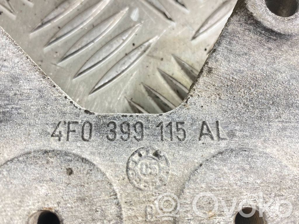 Audi A6 S6 C6 4F Łapa / Mocowanie skrzyni biegów 