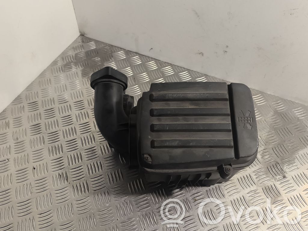 Volkswagen Golf V Obudowa filtra powietrza 