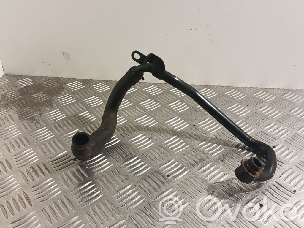 Audi A4 S4 B9 Kühlleitung / Kühlschlauch 