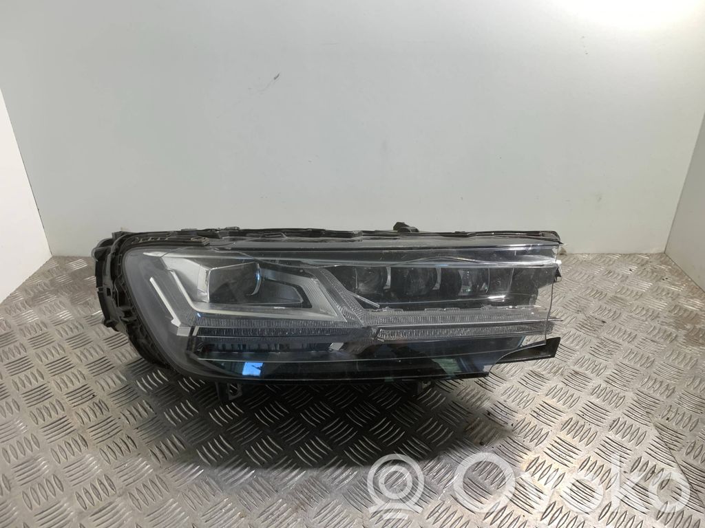 Audi Q7 4M Phare frontale 