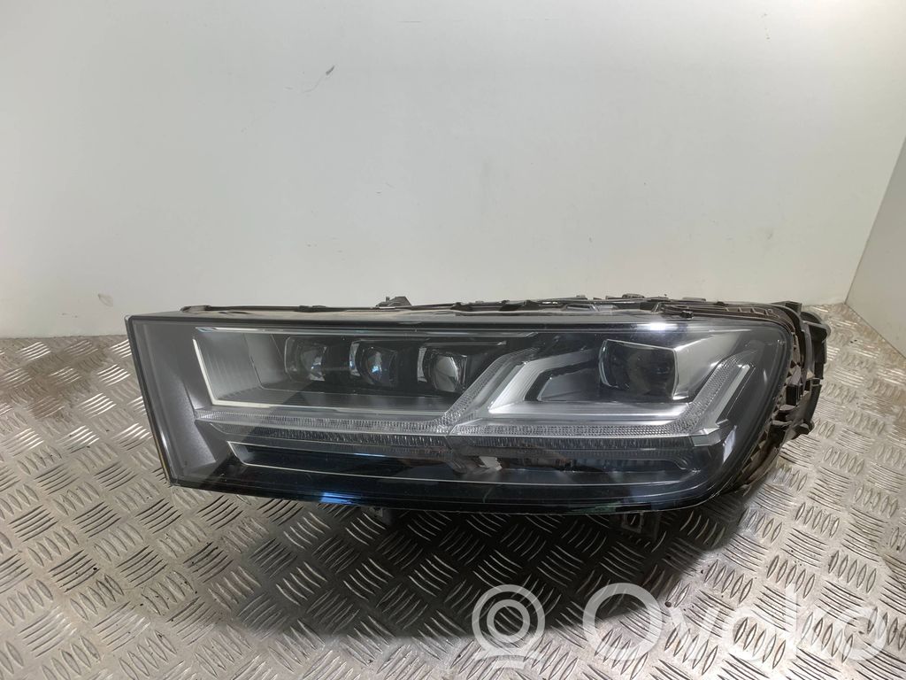 Audi Q7 4M Scheinwerfer 