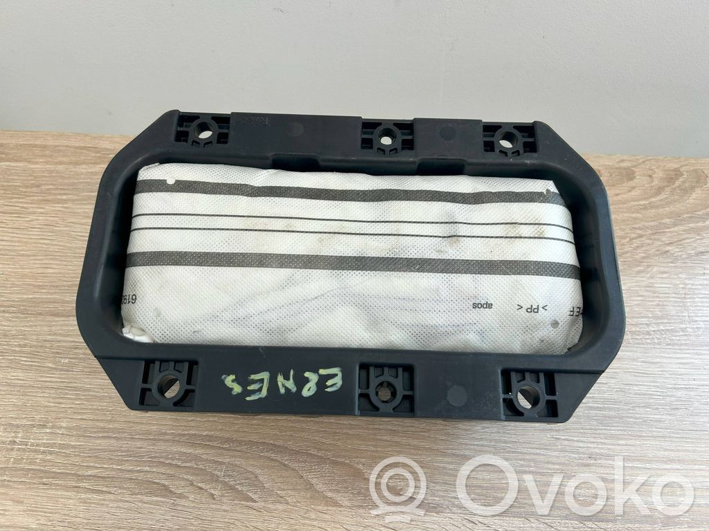 Ford Grand C-MAX Keleivio oro pagalvė 