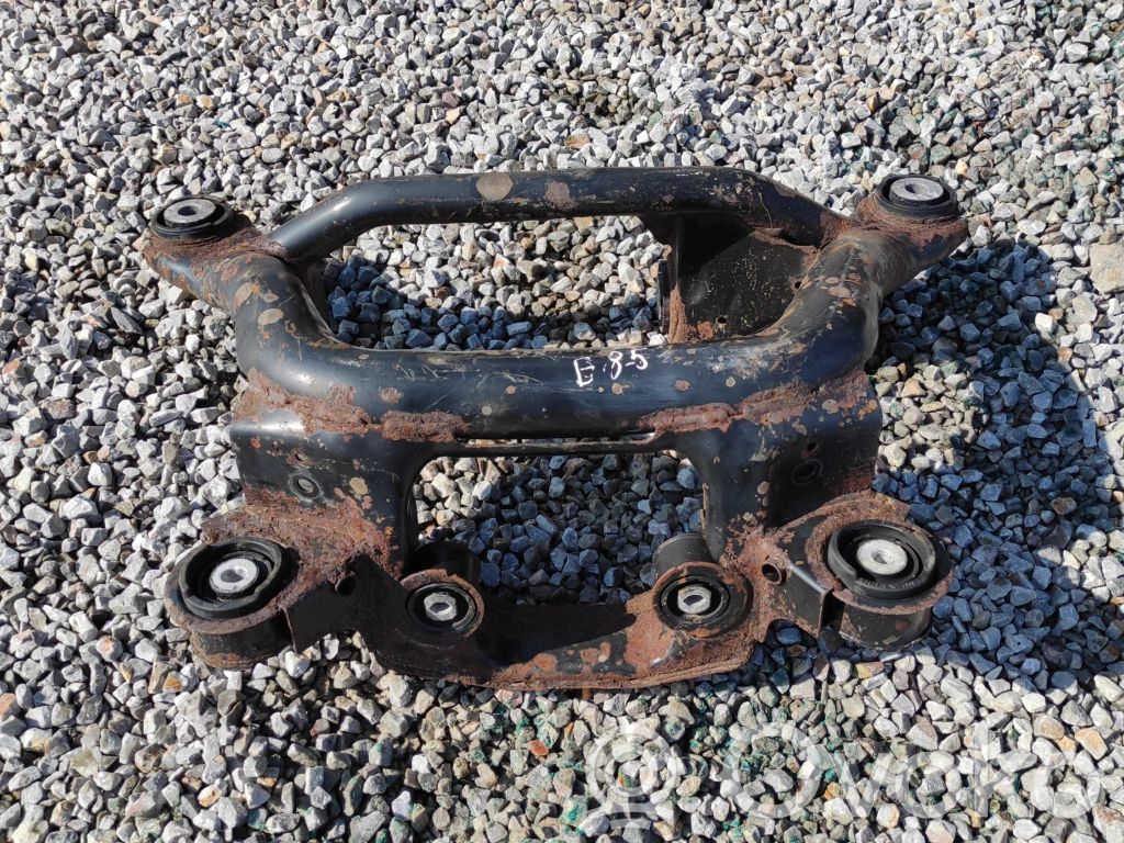 BMW Z4 E85 E86 Galinis tiltas 