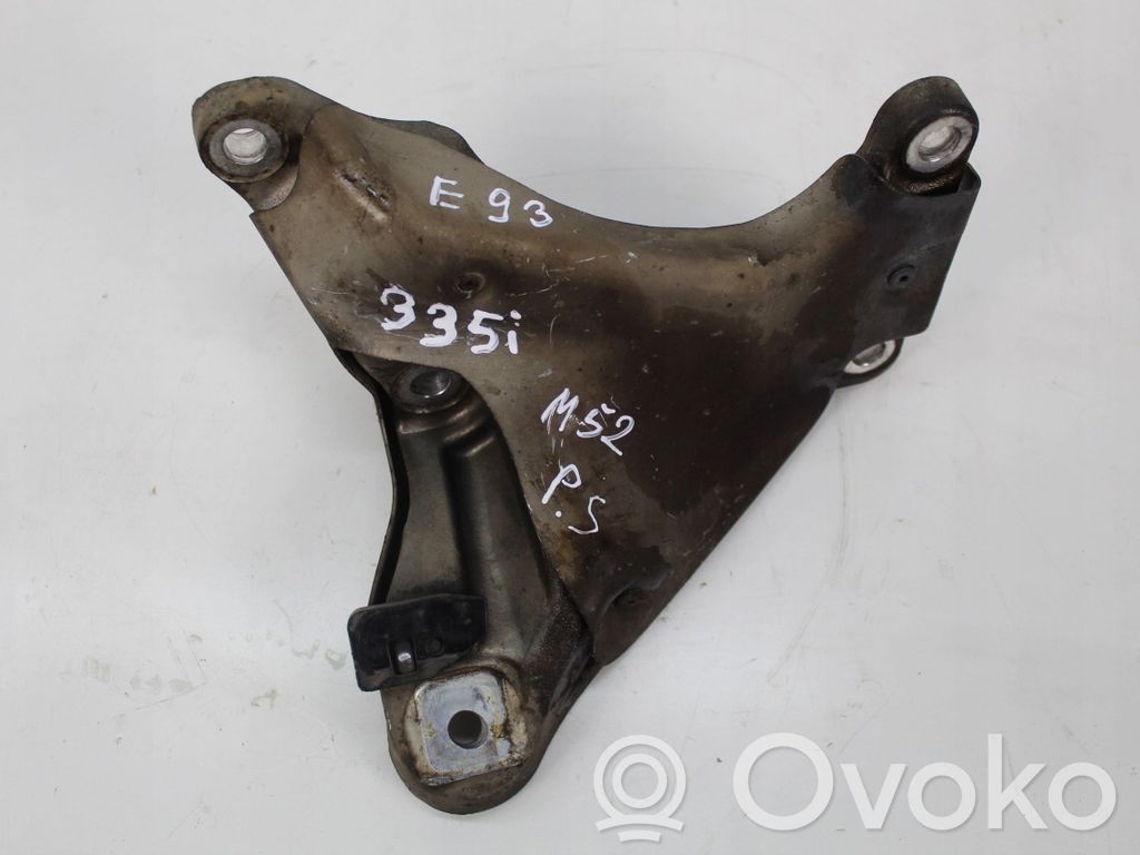 BMW 3 E90 E91 Engine mount bracket 