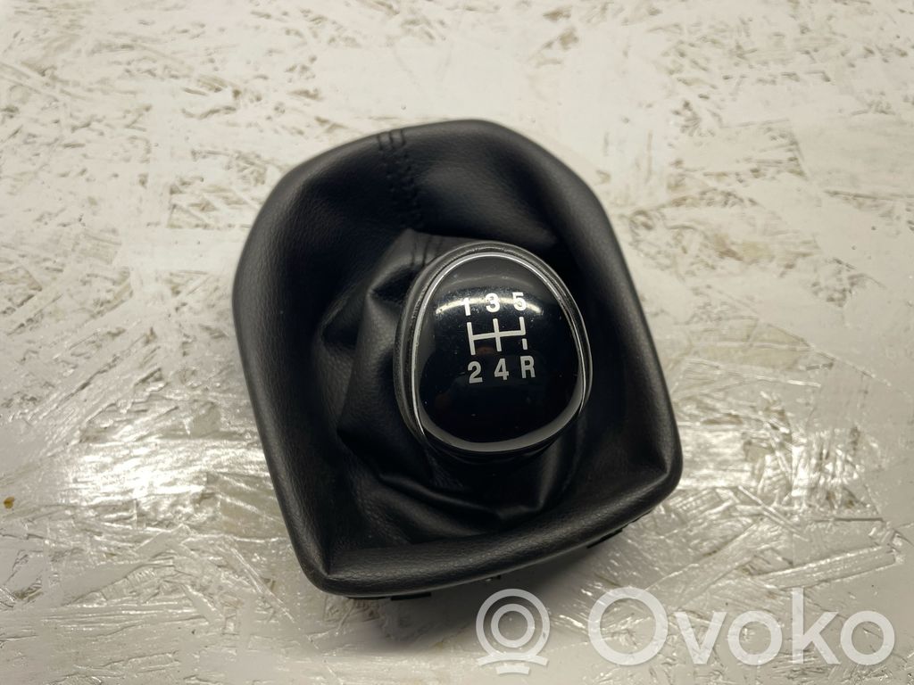 Gear shifter/selector