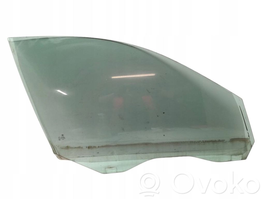 BMW 5 E60 E61 Front door window glass four-door 