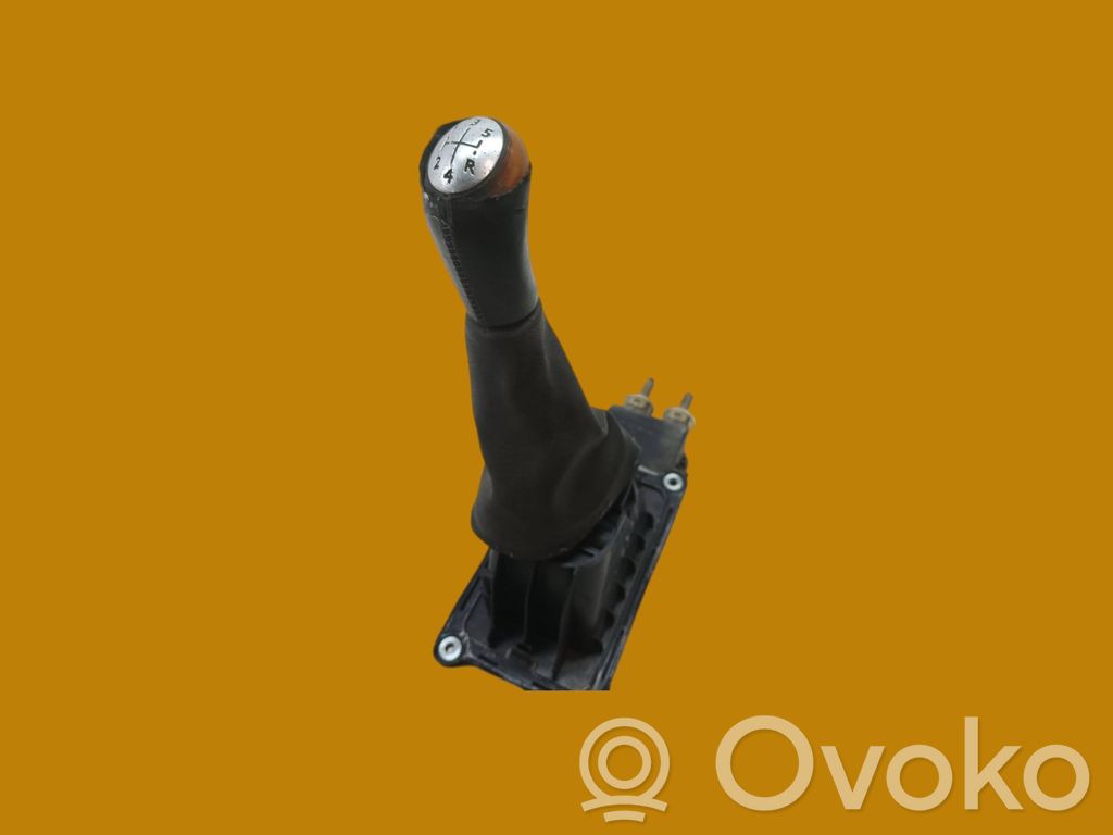 Renault Clio III Gear shifter/selector 