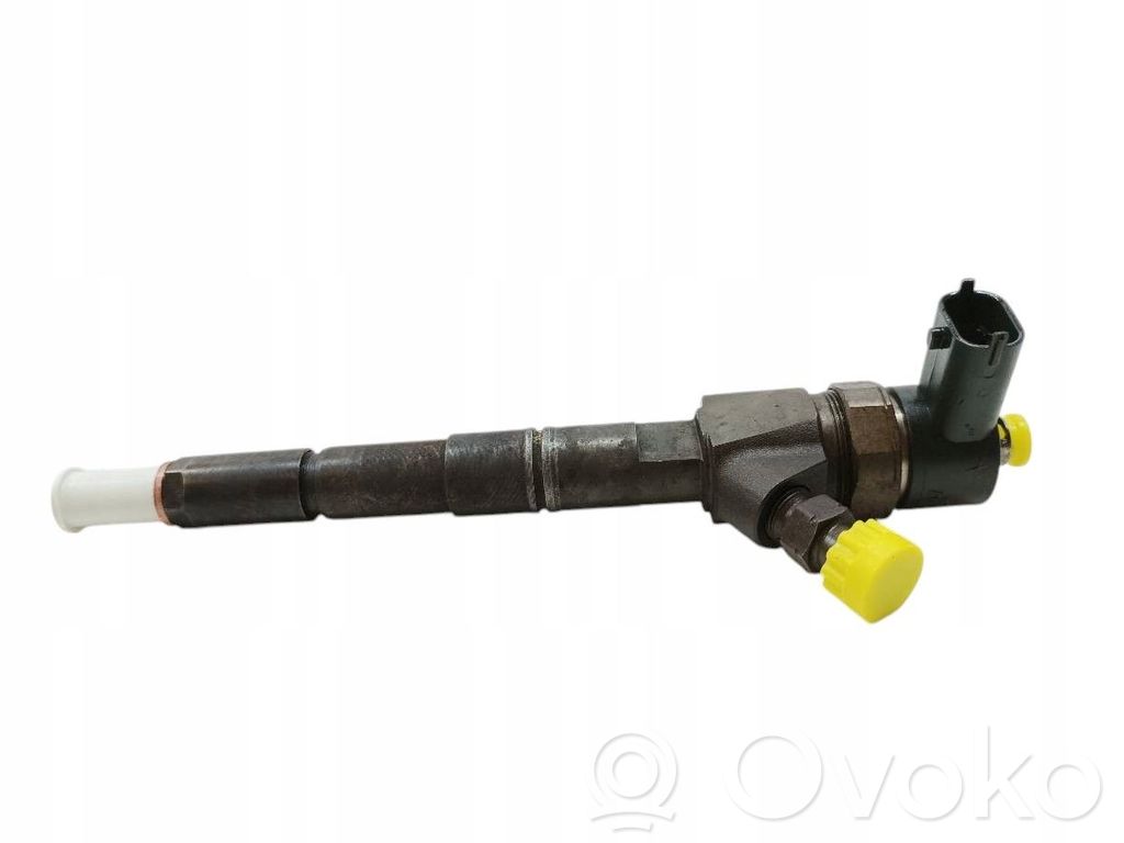 Opel Vectra C Fuel injector 