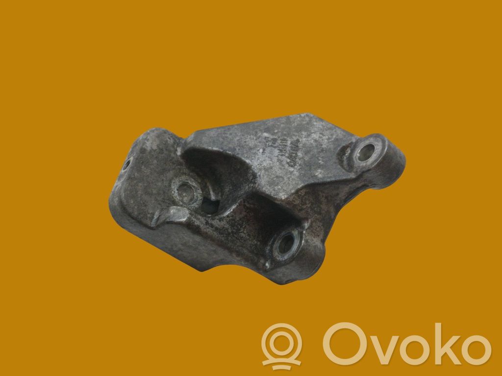 Volvo S80 Other engine bay part 