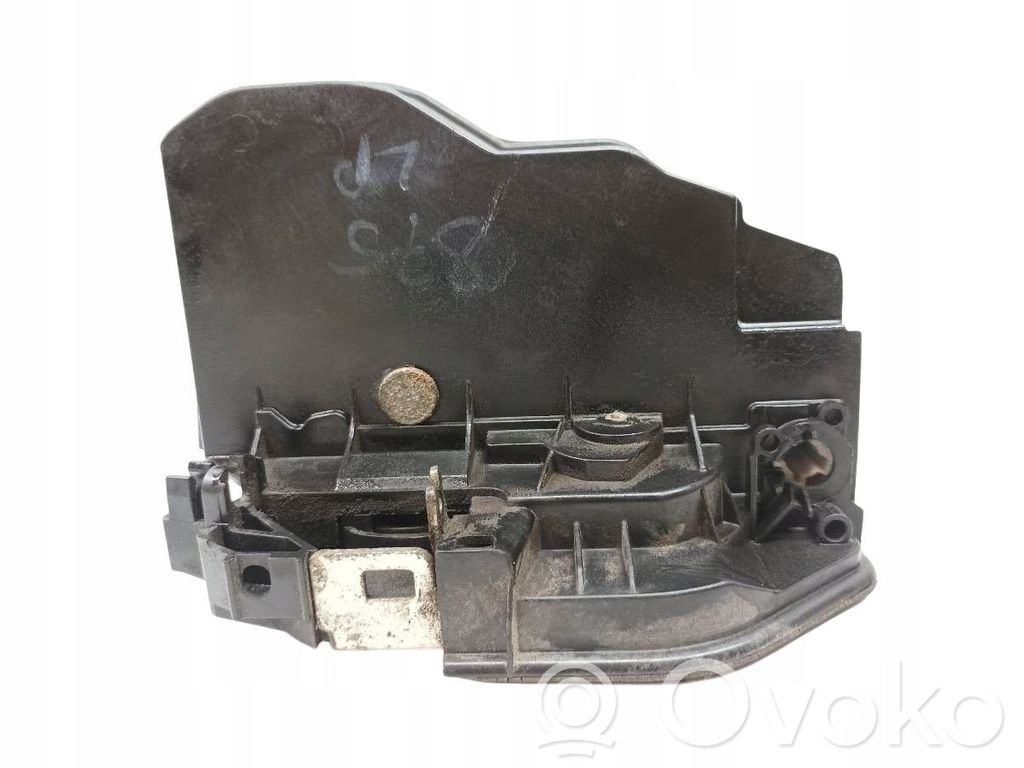 Front door lock   7036167