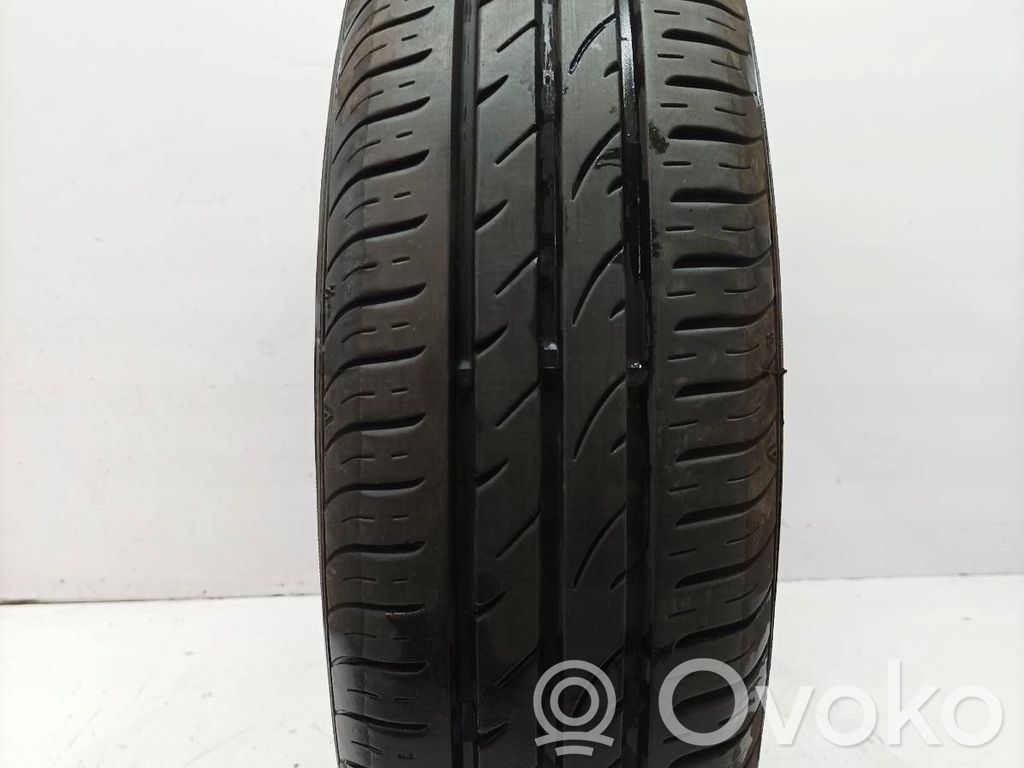 Volkswagen Polo IV 9N3 Neumático de verano R14 