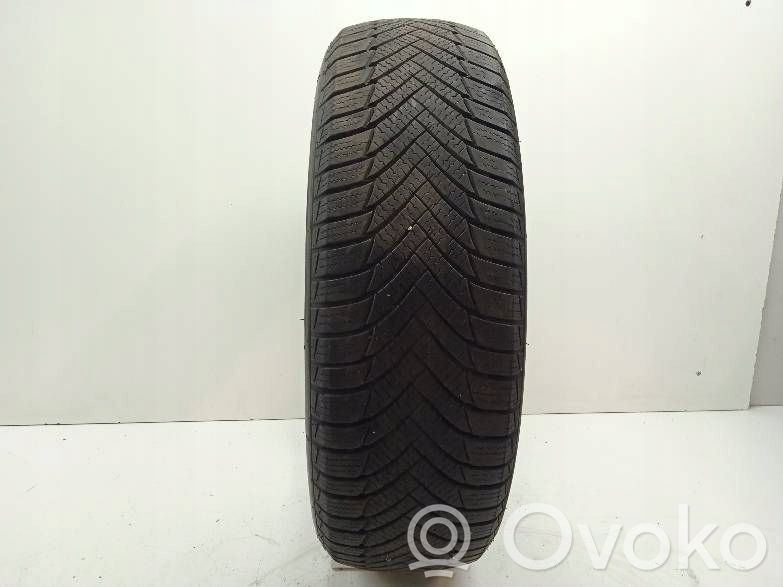 Volkswagen PASSAT B5 Anvelopă iarnă R15 