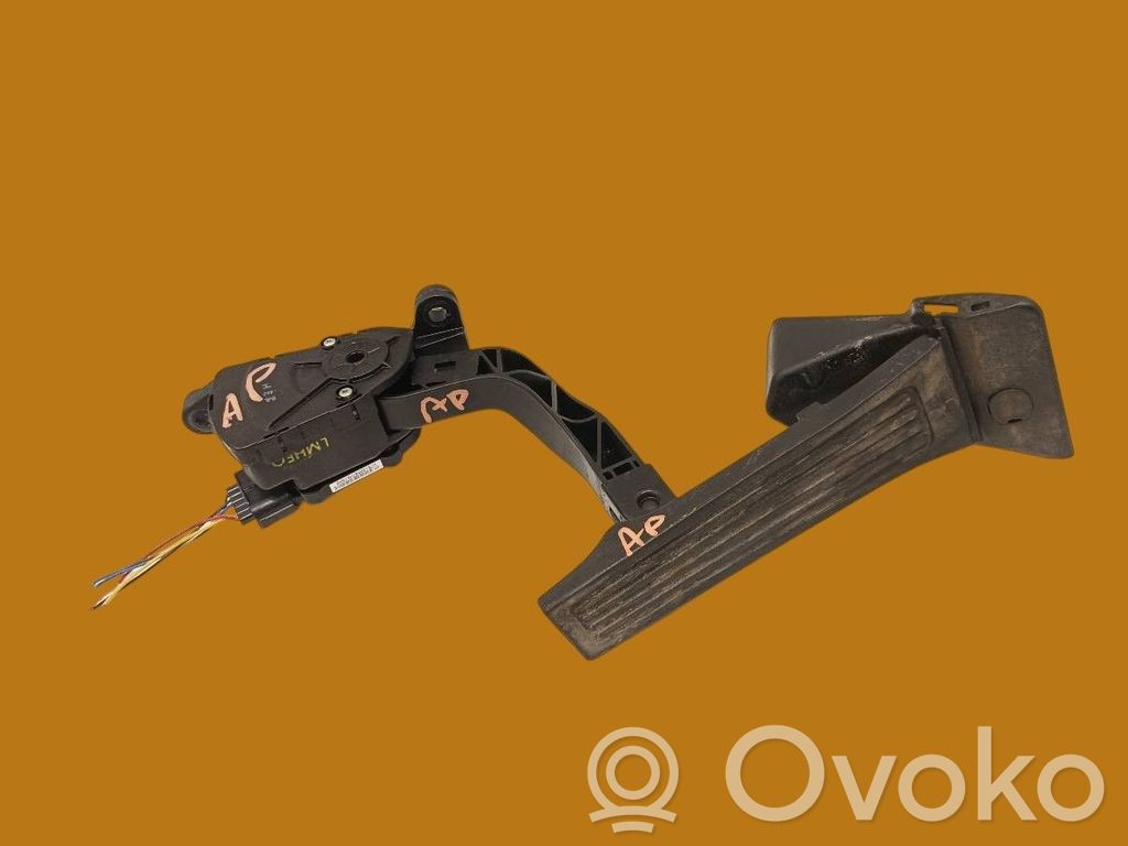 KIA Sportage Accelerator throttle pedal 