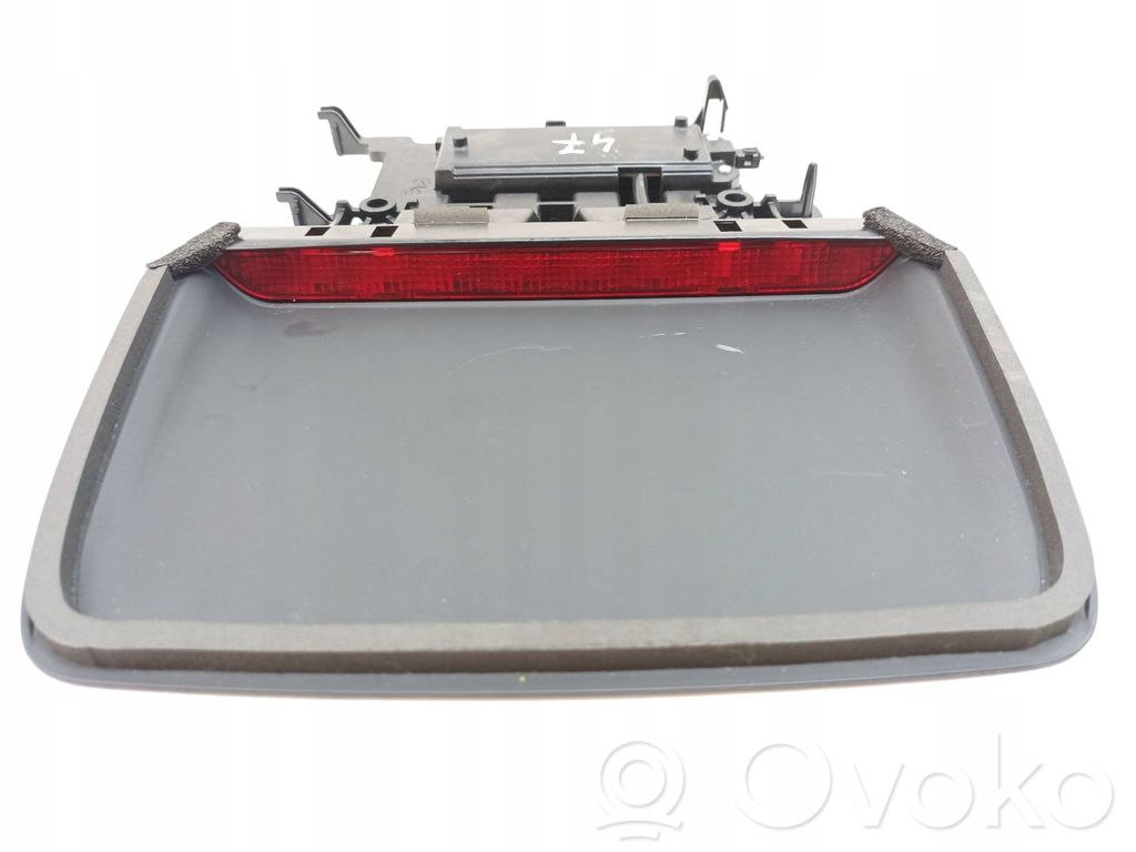 Dodge Charger Third/center stoplight 