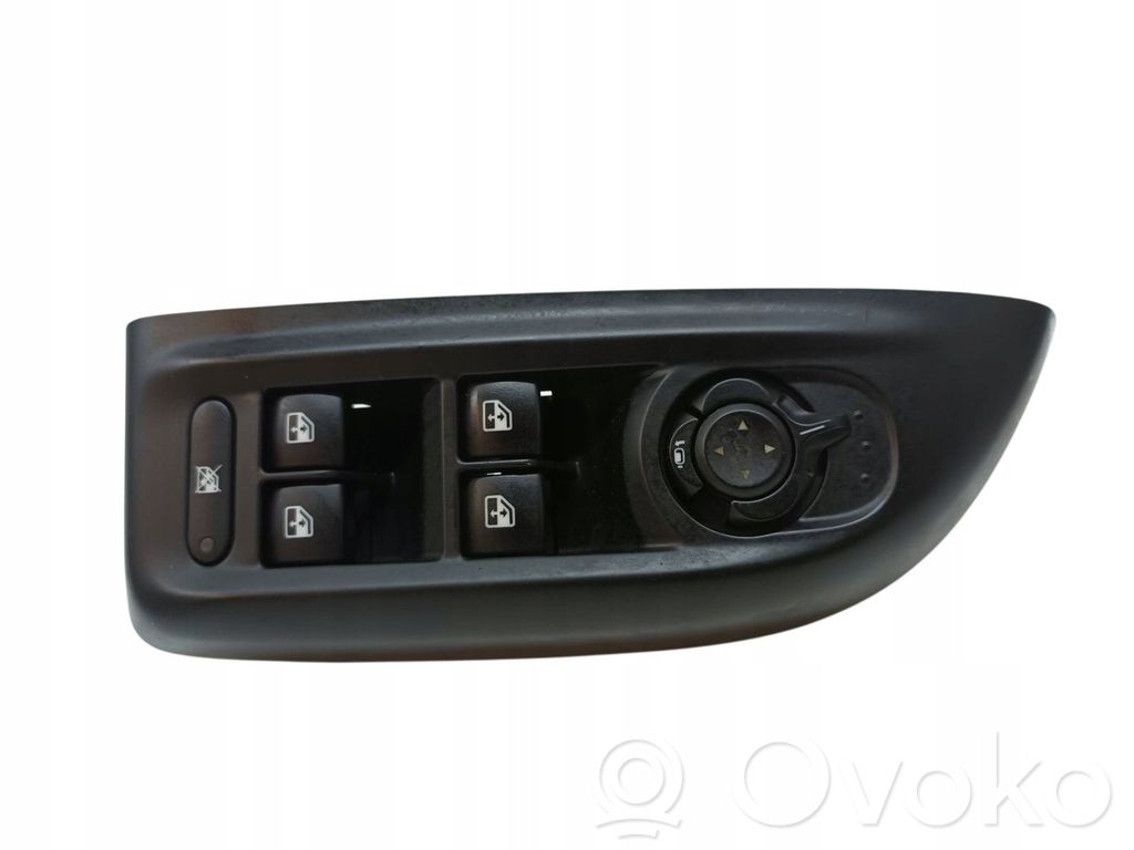 Alfa Romeo Tonale Quarter vent window switch 