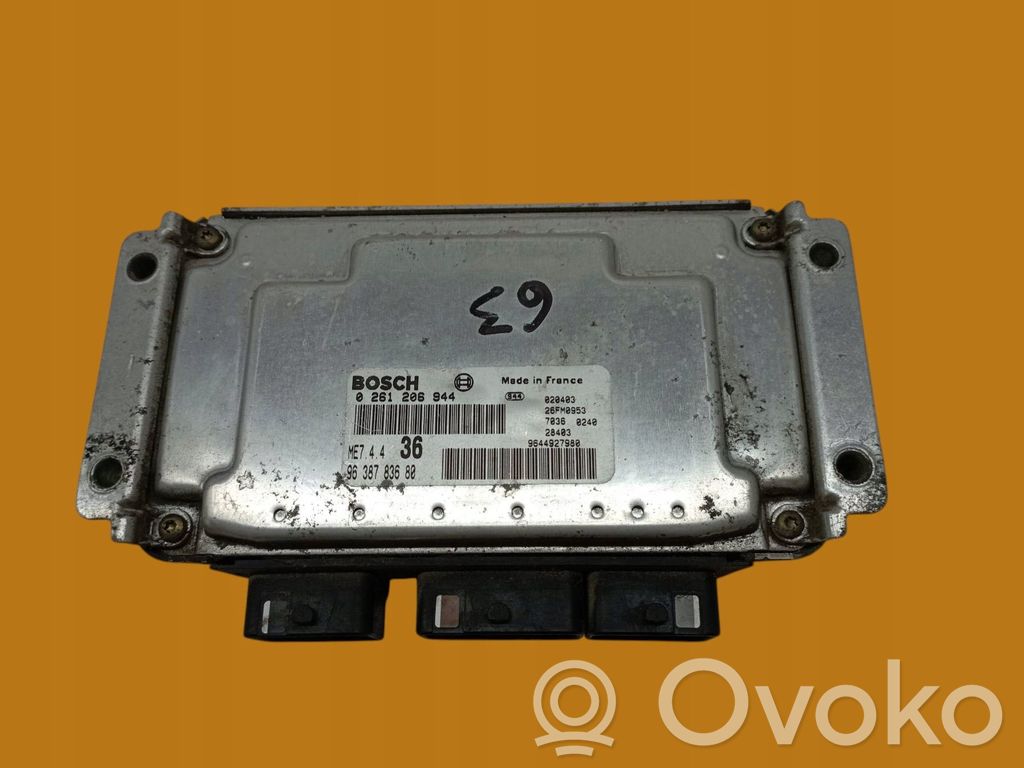 Citroen Berlingo Engine control unit/module 