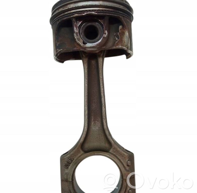 Skoda Superb B8 (3V) Piston avec bielle 