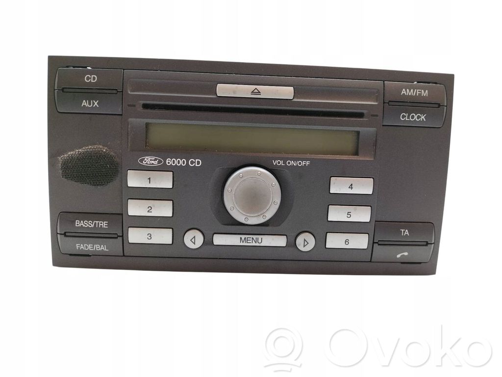Ford Focus Radio/CD/DVD/GPS head unit 