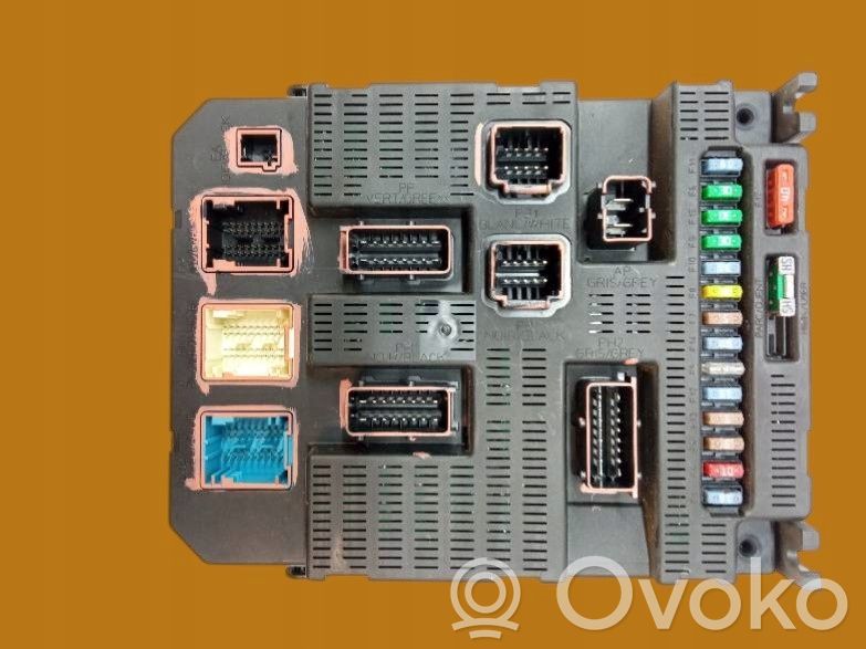 Peugeot 207 BSM Control unit 