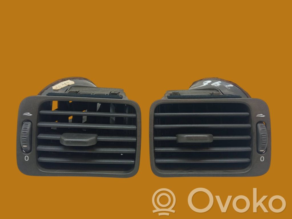 Volvo S80 Ramă grilă ventilație bord 