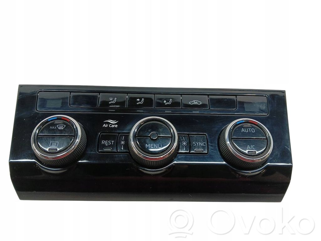 Volkswagen PASSAT B8 Panel klimatyzacji 