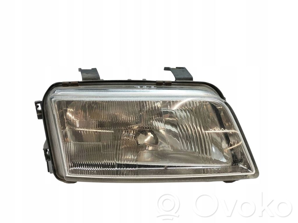 Audi A4 S4 B5 8D Headlight/headlamp 