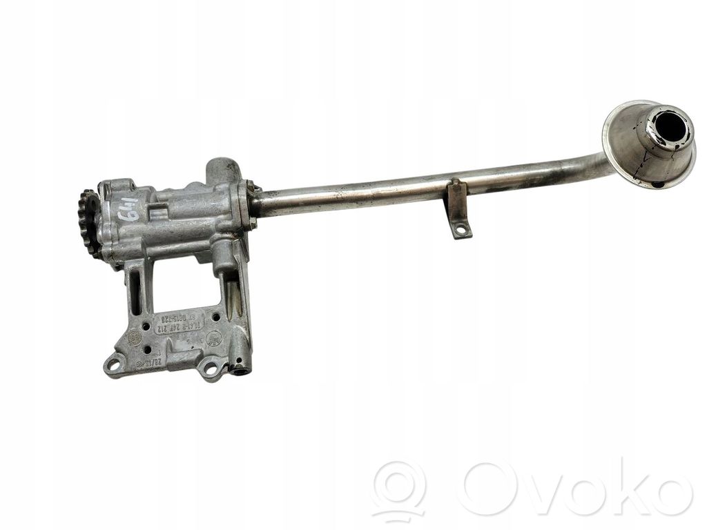 BMW 5 E39 Oil pump 